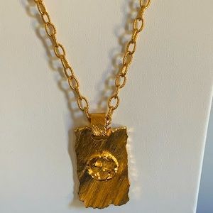 Gucci Gold Finish Textured Metal Pendant Necklace